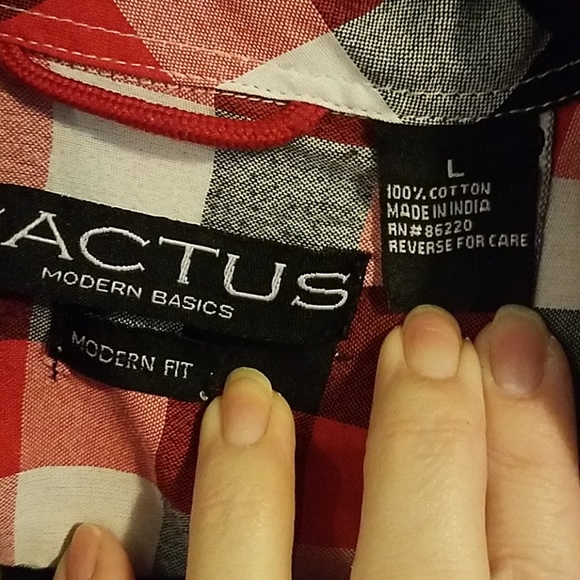 Plaid button down blouse sz. L NEW - Picture 4 of 9